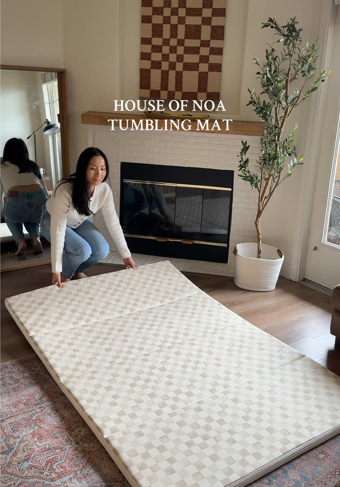 TikTok post by @dianakruegs for the House of Noa. Caption reads: [...] off yours with code DIANAKRUEGS ✨ @the House....
