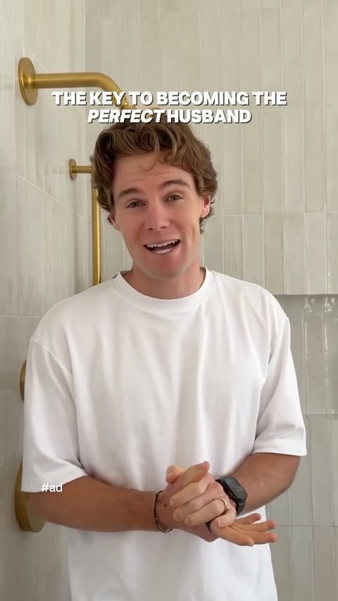 Instagram post by @mayaandhunter for Head & Shoulders North America. Caption reads: #HeadandShouldersPartner healthy hair 🤝 healthy....