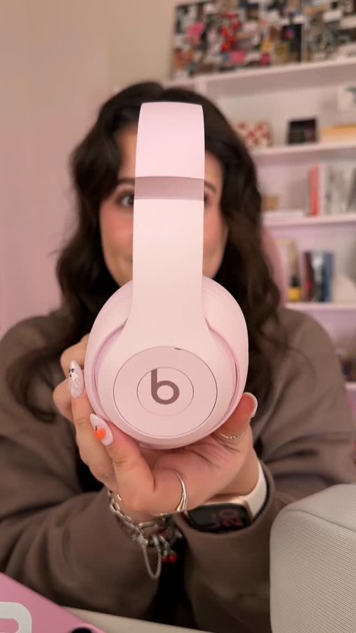 Instagram post by @heillyraices for Beats by Dre. Caption reads: unboxing the PRETTIEST PACKAGE from @beatsbydre....