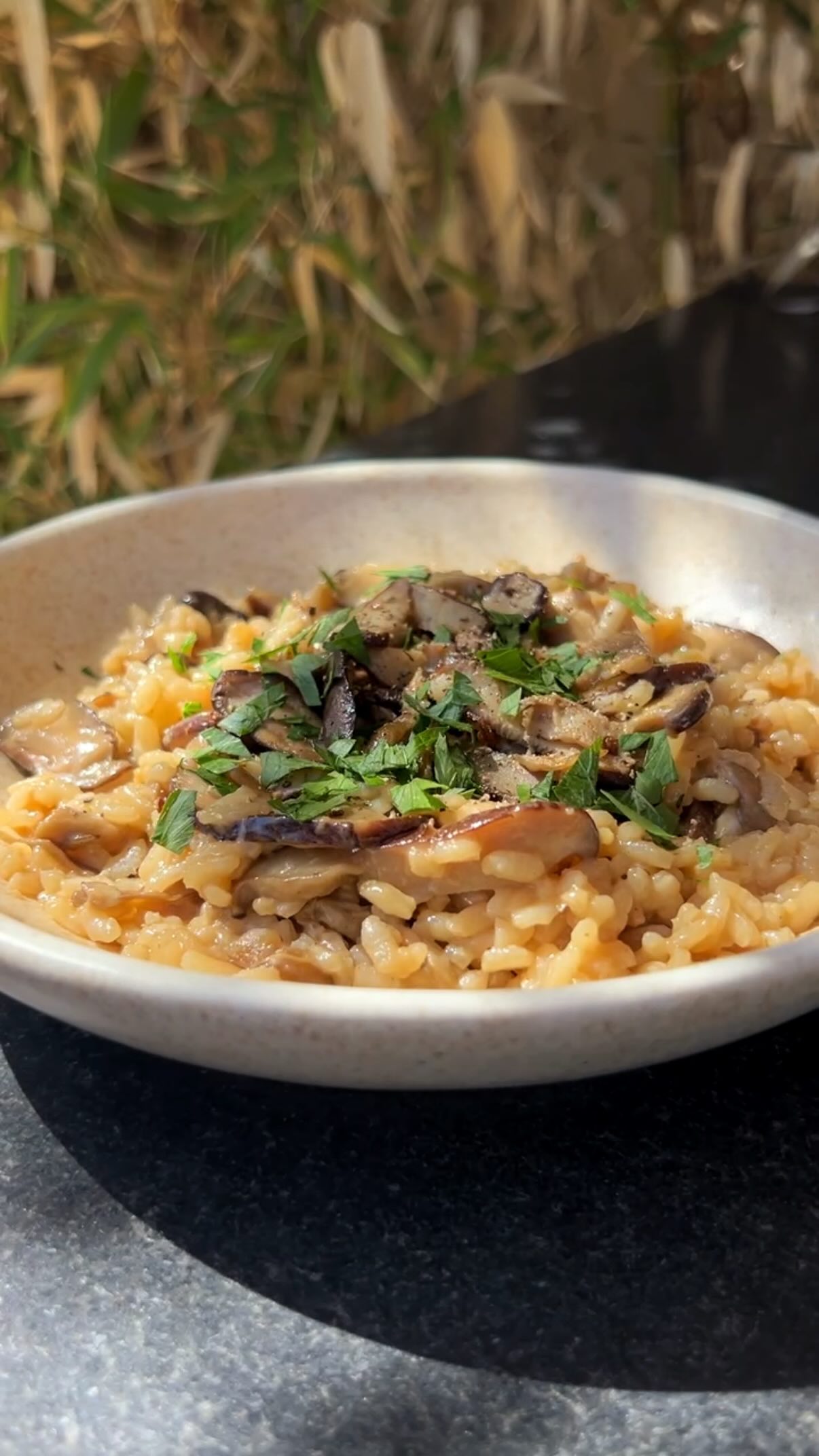 Instagram post by @crazythickasians for Better Than Bouillon. Caption reads: [...] a rich, velvety broth made using....