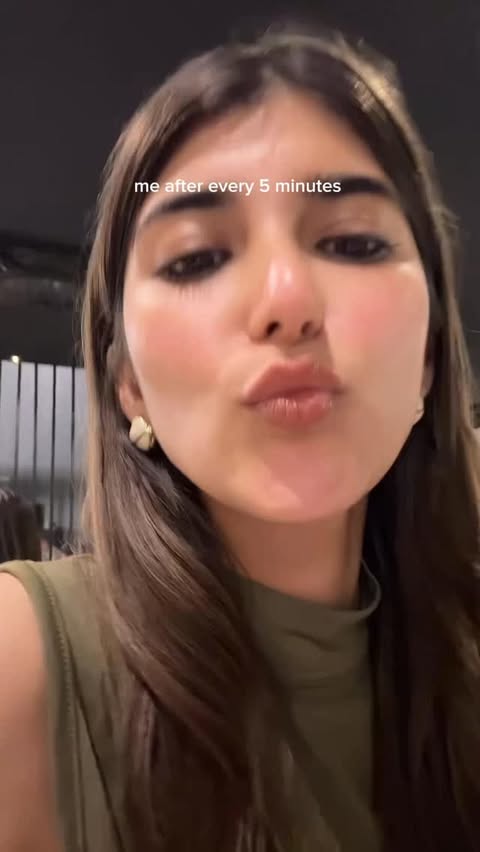 Instagram post by @aqsamanzoor._ for Maybelline New York Pakistan. Caption reads: love me some glossy lips 👀 @maybelline_pk....