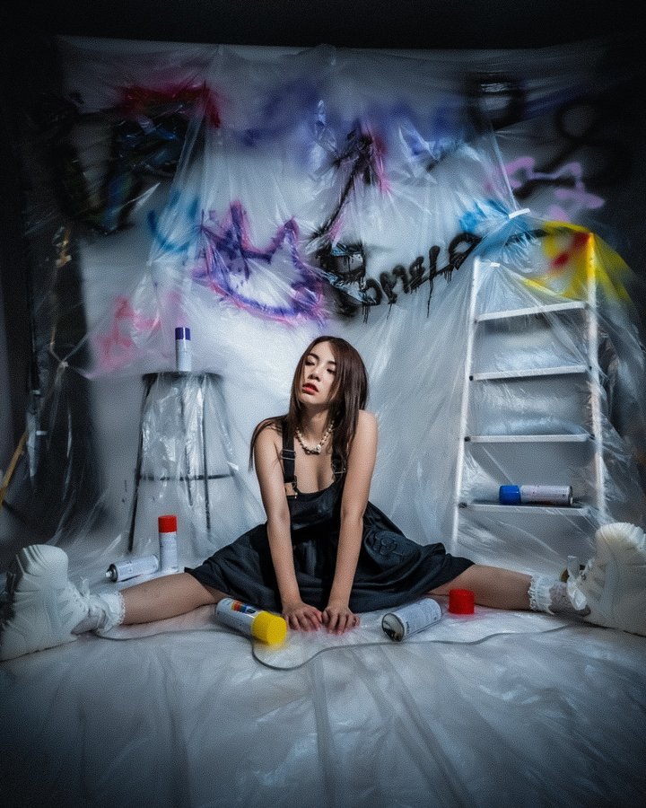 Instagram post by @wonderframe for Pomelo Fashion. Caption reads: u had me at hello kitty 🎀
#PomeloGirls.