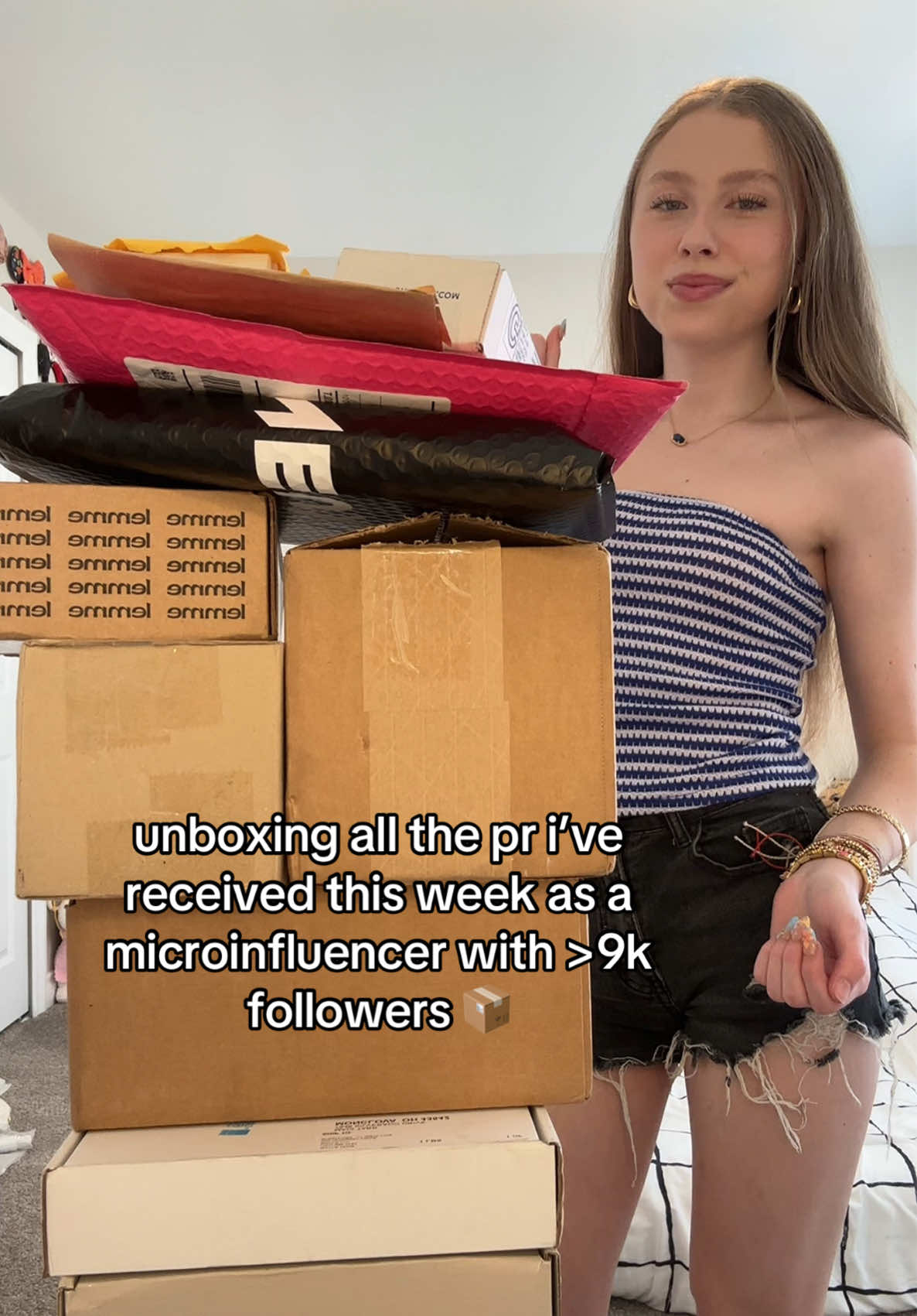 TikTok post by @madis.lifestyle09 for Comfyable. Caption reads: this might be my best pr haul yet 🫣 @JADENS US....