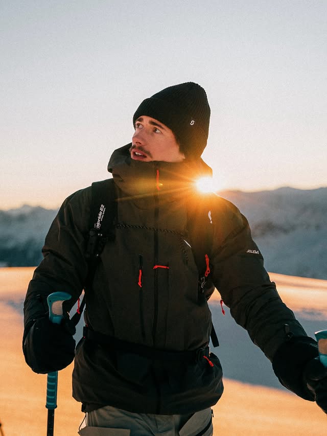 Instagram post by @clemensbartl for SALEWA. Caption reads: [...] for the shot @romanhuber 

#puremountain ....