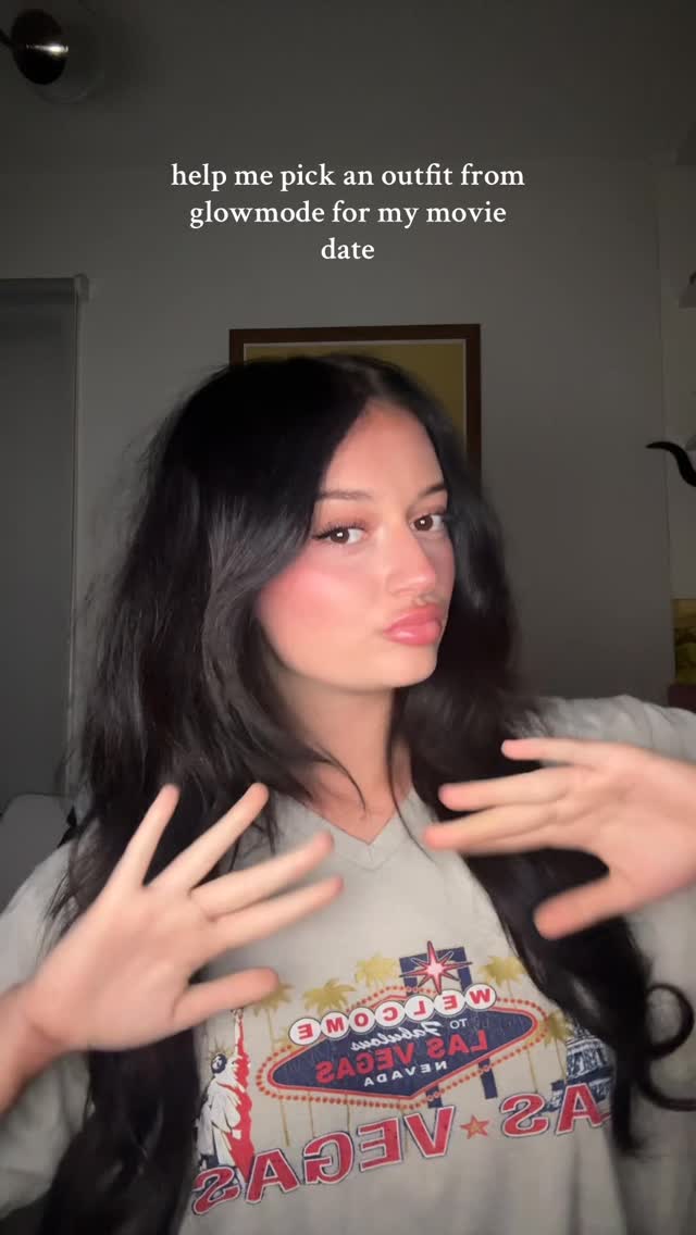 Instagram post by @sophiefergi for Glowmode. Caption reads: WHAT DO I PICK?! 🎀🎀 #GLOWMODE....