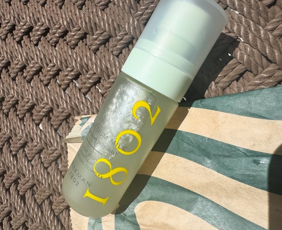 Instagram post by @amanda_roussin for Beekman 1802. Caption reads: ✨🚨 Redness SOS Alert 🚨✨

Say bye-bye to....