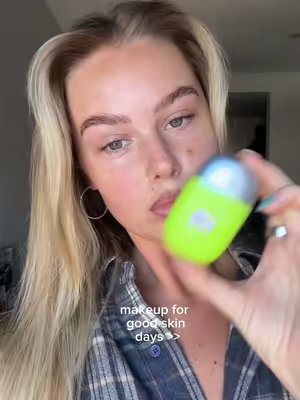 TikTok post by @karlaapoot for glow hub. Caption reads: Makeup with 2 products yes plzzz @Glow Hub Baby....