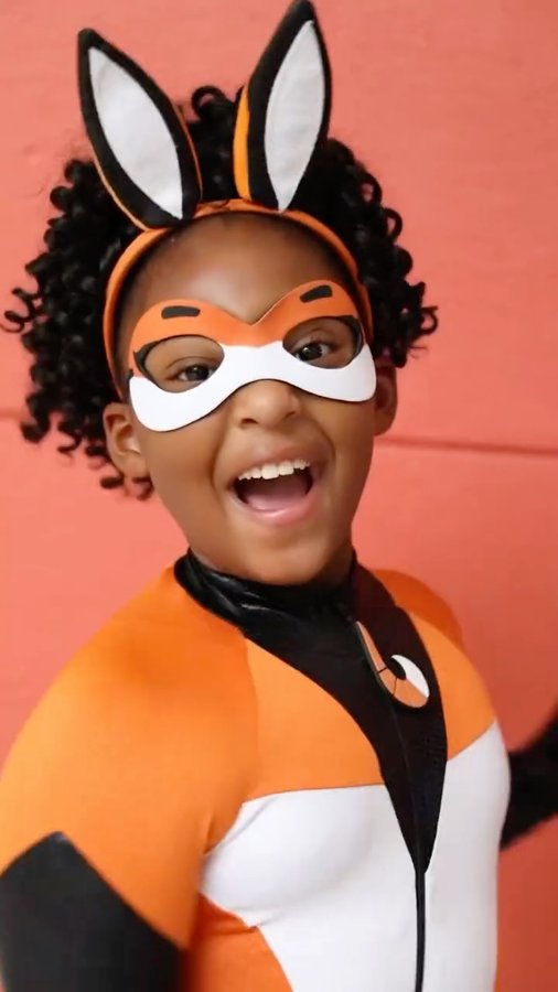 Instagram post by @honesty_bissau for Spirit Halloween. Caption reads: 🦊💫 Transform me!
Honesty’s channeling her inner....