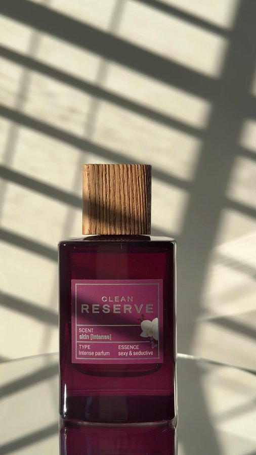 Instagram post by @crystal.laurenn for CLEAN BEAUTY COLLECTIVE. Caption reads: #cleanpartner @cleanreserveperfume just released....