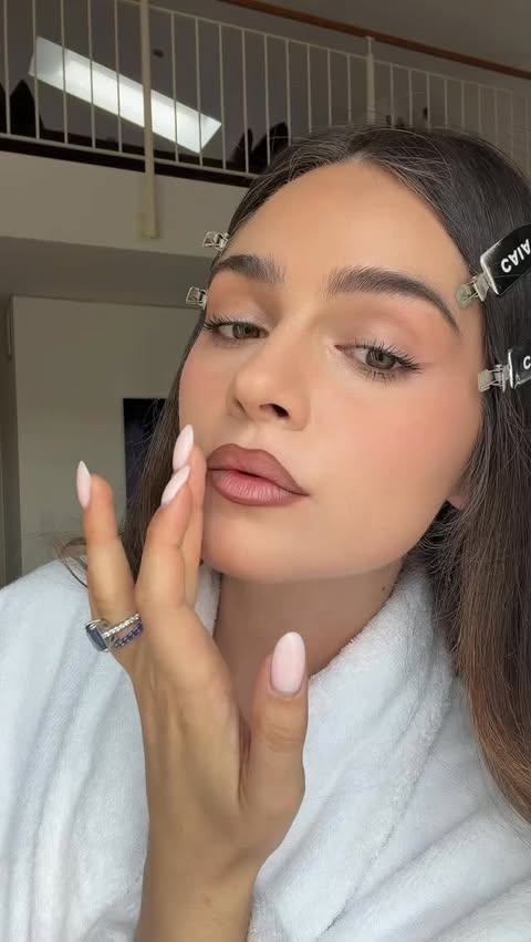 Instagram post by @jessyhartel for CAIA Cosmetics. Caption reads: Anzeige/ New @caiacosmetics Lipcombos. I’m....