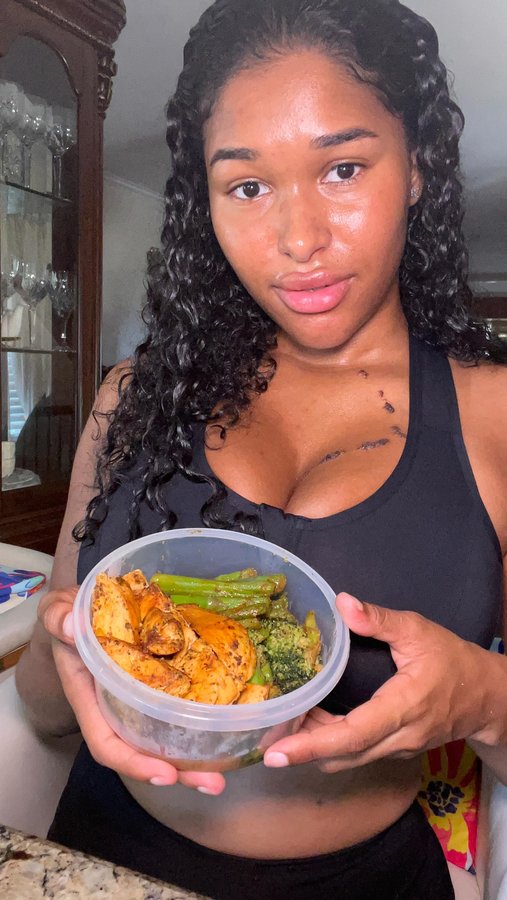 Instagram post by @mixedwithbarbie for Just Meats. Caption reads: Guess who partnered with @justmeats.co to bring....