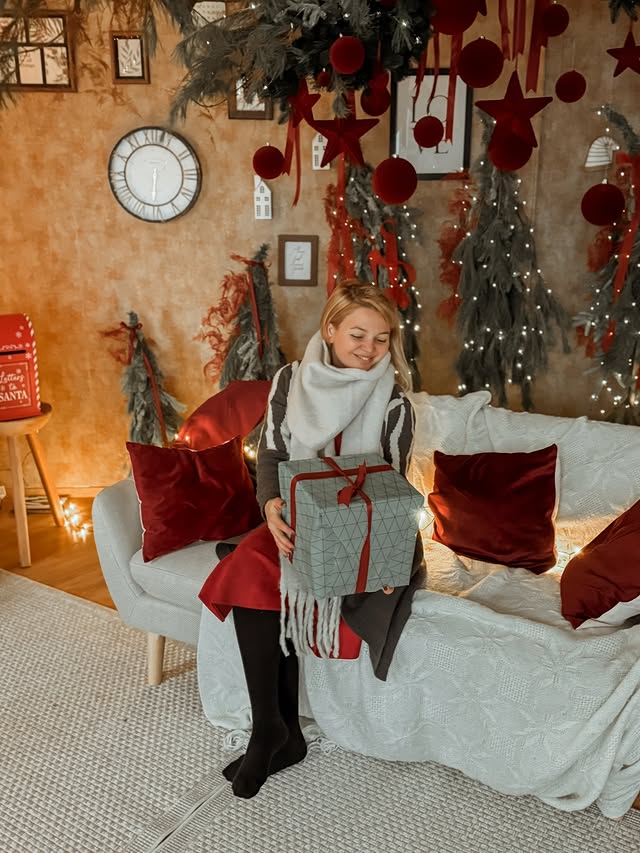 Instagram post by @crestesicalatoreste for Bonprix. Caption reads: [...] little details that make us smile. With....