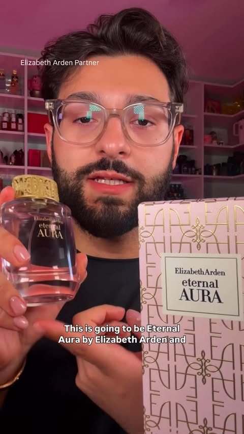 Instagram post by @paulreactss for Elizabeth Arden. Caption reads: [...] is not your basic summer scent!....