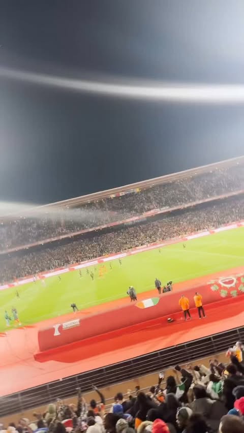 Instagram post by @kevineobin for Unilever. Caption reads: VLOG: EN DIRECT DU MATCH CI/CMR ! 
#AFCON25....