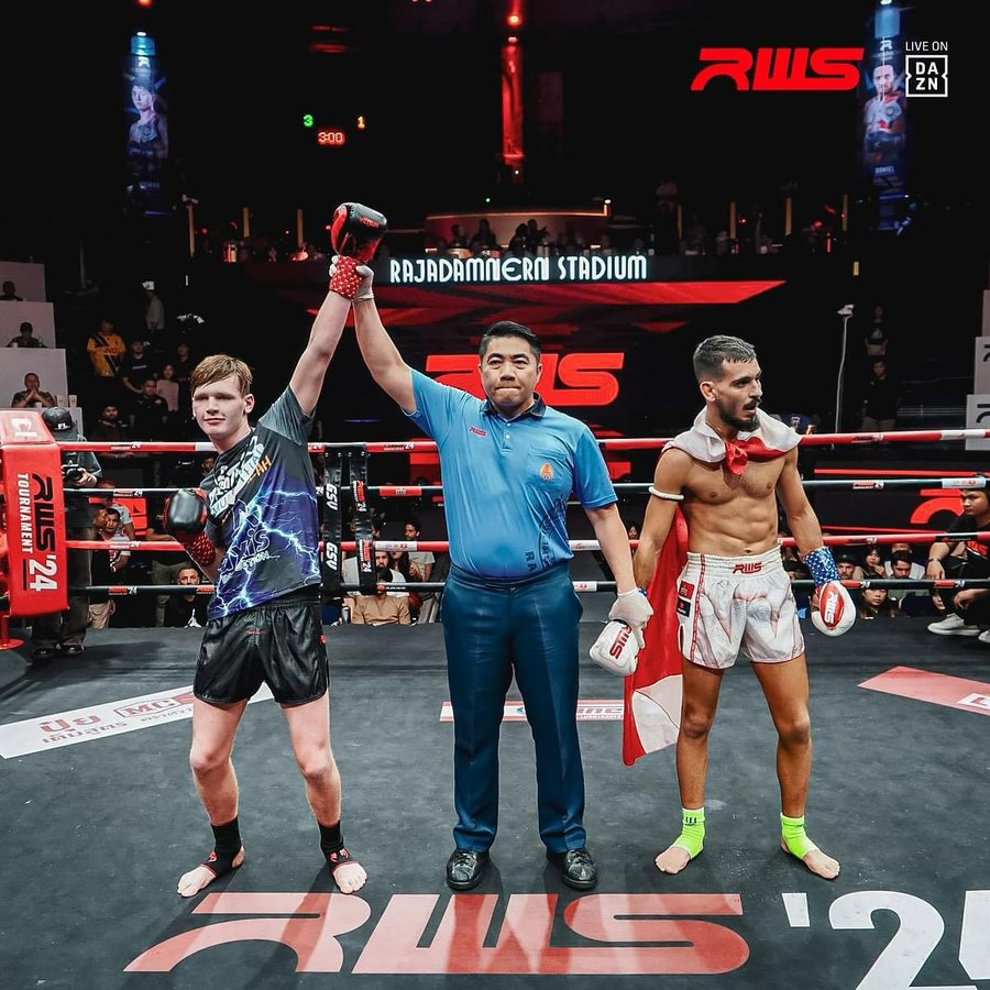 Instagram post by @2brothersmuaythai_cio for Venum. Caption reads: [...] #2brothersgym #poweredbyvenum.