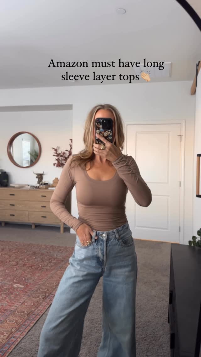 Instagram post by @jaclyndeleonstyle for PUMIEY. Caption reads: [...] below + I’ll send you the link #ad....