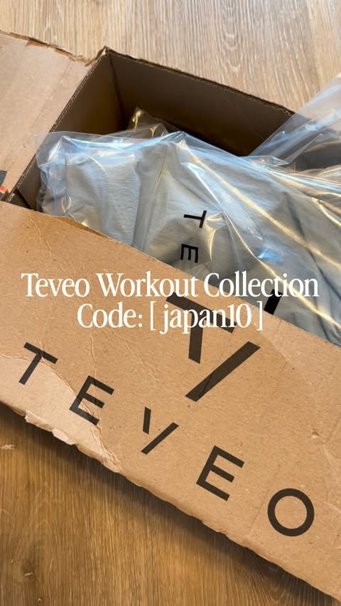 Instagram post by @blacksayajin for Teveo. Caption reads: Check out the ‚workout‘ collection from @teveo 🔥....