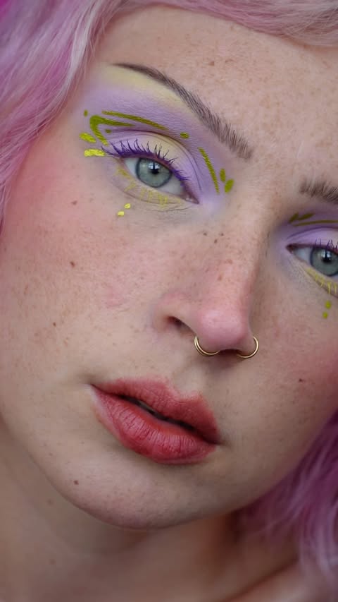 Instagram post by @alexa.jennah for BEAUTY BAY. Caption reads: [...] yellow are besties actually! Details🔻....