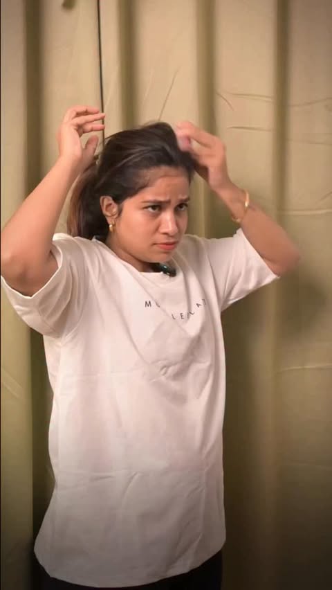 Instagram post by @cdt_siva for Bare Anatomy. Caption reads: [...] “Rool on” for the Buying link 🔗 

(Bare....