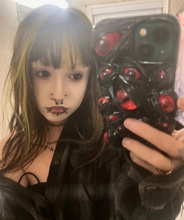 Instagram post by @frankensteinsbride for Techypop. Caption reads: lab grown case from @techypop code FRA10 . . . . .....