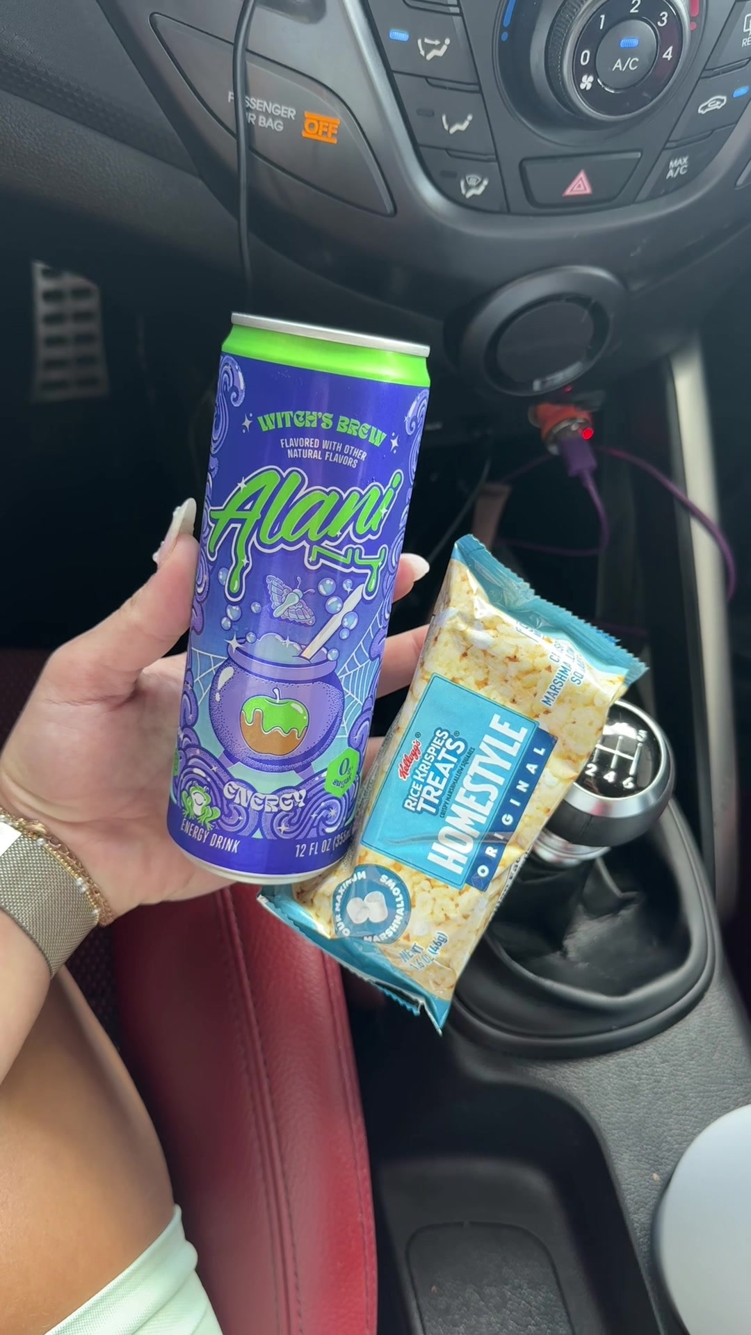 TikTok post by @anadiachenko for Purely Elizabeth. Caption reads: wieiad at maintenance!! @Alani Nutrition 💜🎃💚....