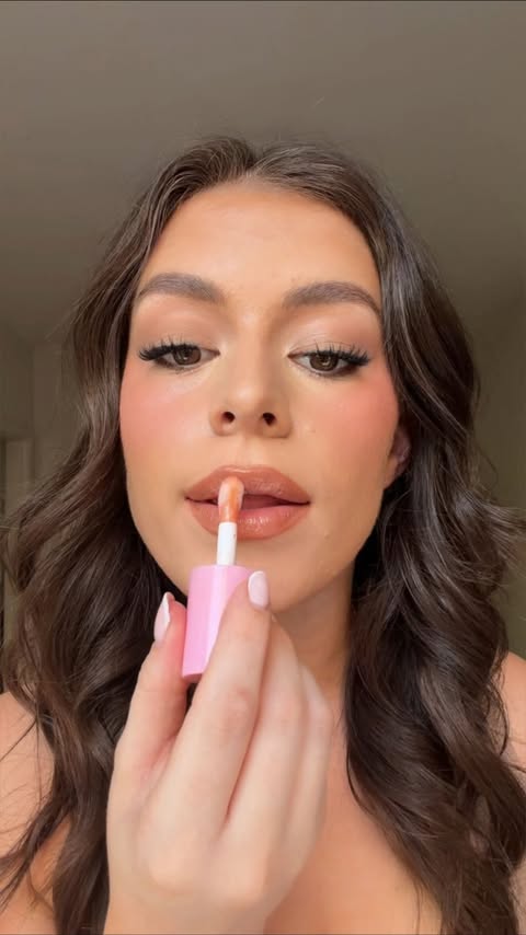 Instagram post by @makeupby_kendal for Breeze Balm. Caption reads: A good blush and lip combo transforms a look!....