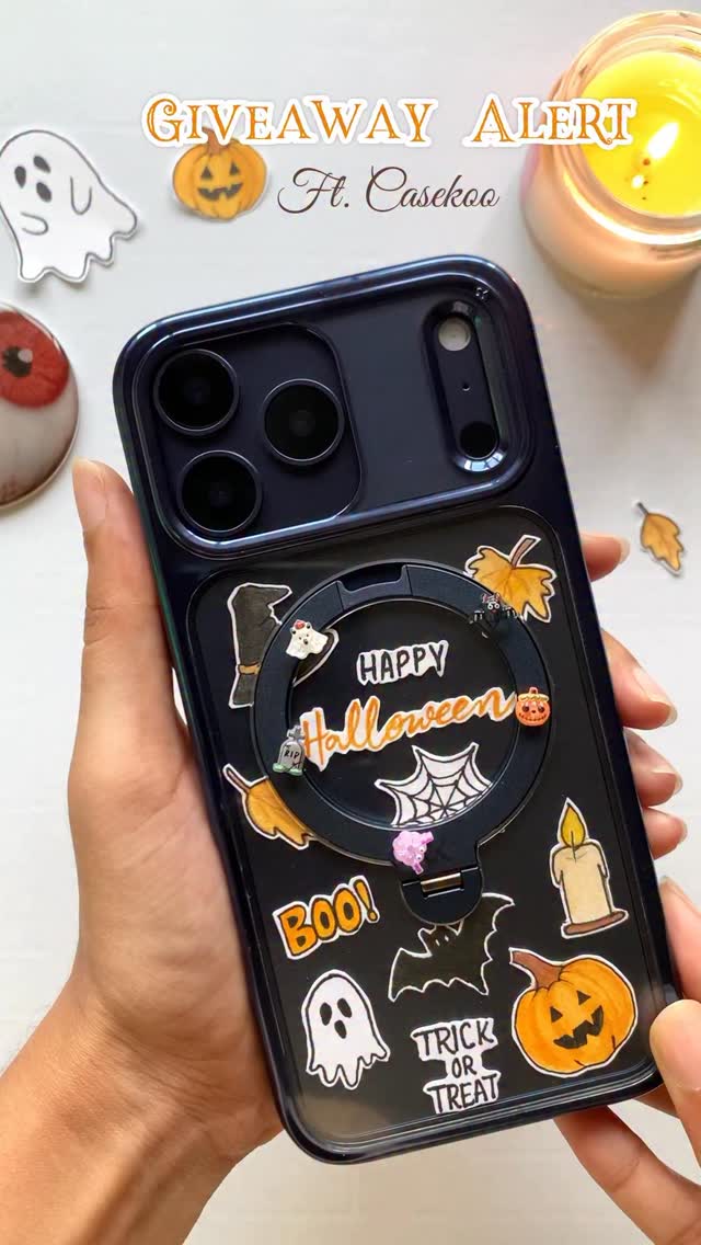 Instagram post by @art_istsketch for CASEKOO. Caption reads: 🍂 HALLOWEEN GIVEAWAY!🧛
 CLOSED!!

🎃 Trick or....
