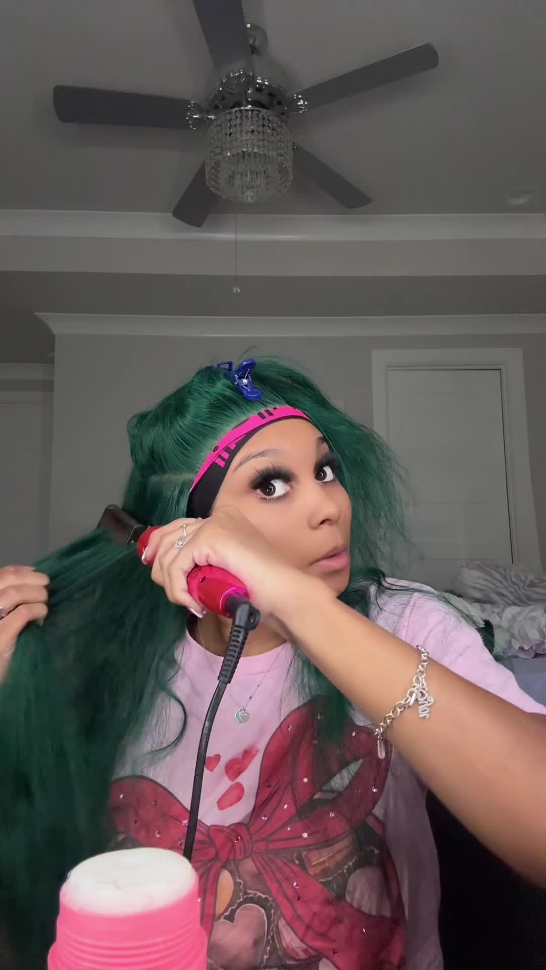 TikTok post by @lqvemen for Eullair. Caption reads: $30 Discount Code: lqve30 💰|eullair 26inch  dark....