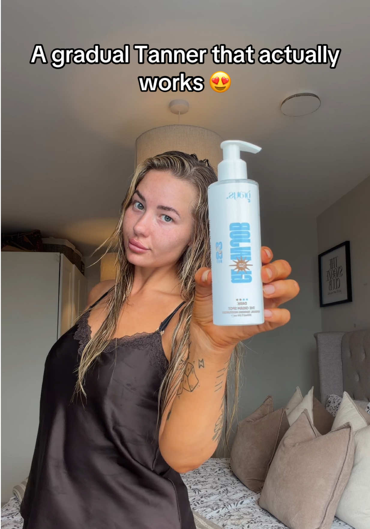 TikTok post by @megxnjxde for Grays Glowjob. Caption reads: #fyp @Grays Norfolk LTD.