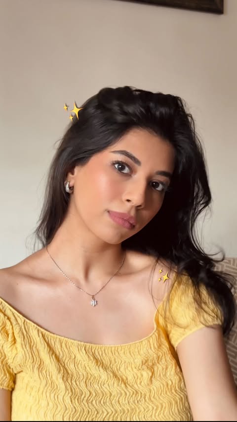 Instagram post by @hiasjournal for Tata CLiQ. Caption reads: Unexpected right? yeah that’s how you’re gonna....