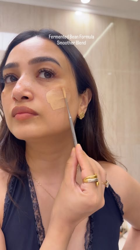 Instagram post by @ritupanwar0305 for Mixsoon. Caption reads: [...] the viral K-Beauty makeup hack ✨🤍....