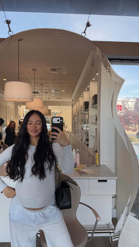 Instagram post by @sydneywarner for blue buffalo. Caption reads: [...] bring big flavor to his Game Day.....