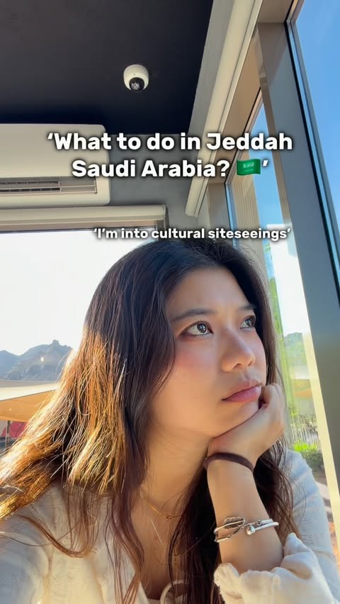 Instagram post by @ivor_xianz for Visit Saudi. Caption reads: [...] Which side of Jeddah do you prefer?....