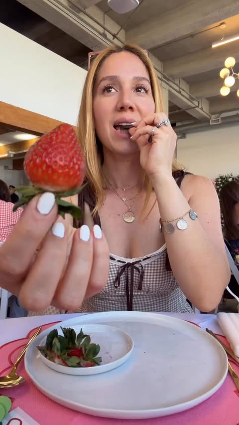 Instagram post by @brightappetite for Driscoll's. Caption reads: Thank you @thefeedfeed & @driscollsberry 🍓....
