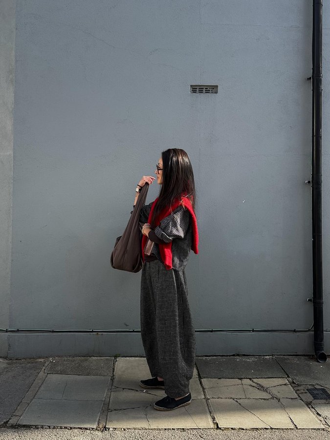 Instagram post by @_winnieq_ for Lefrik. Caption reads: Some Autumn 🍂 outfits lately from home and....