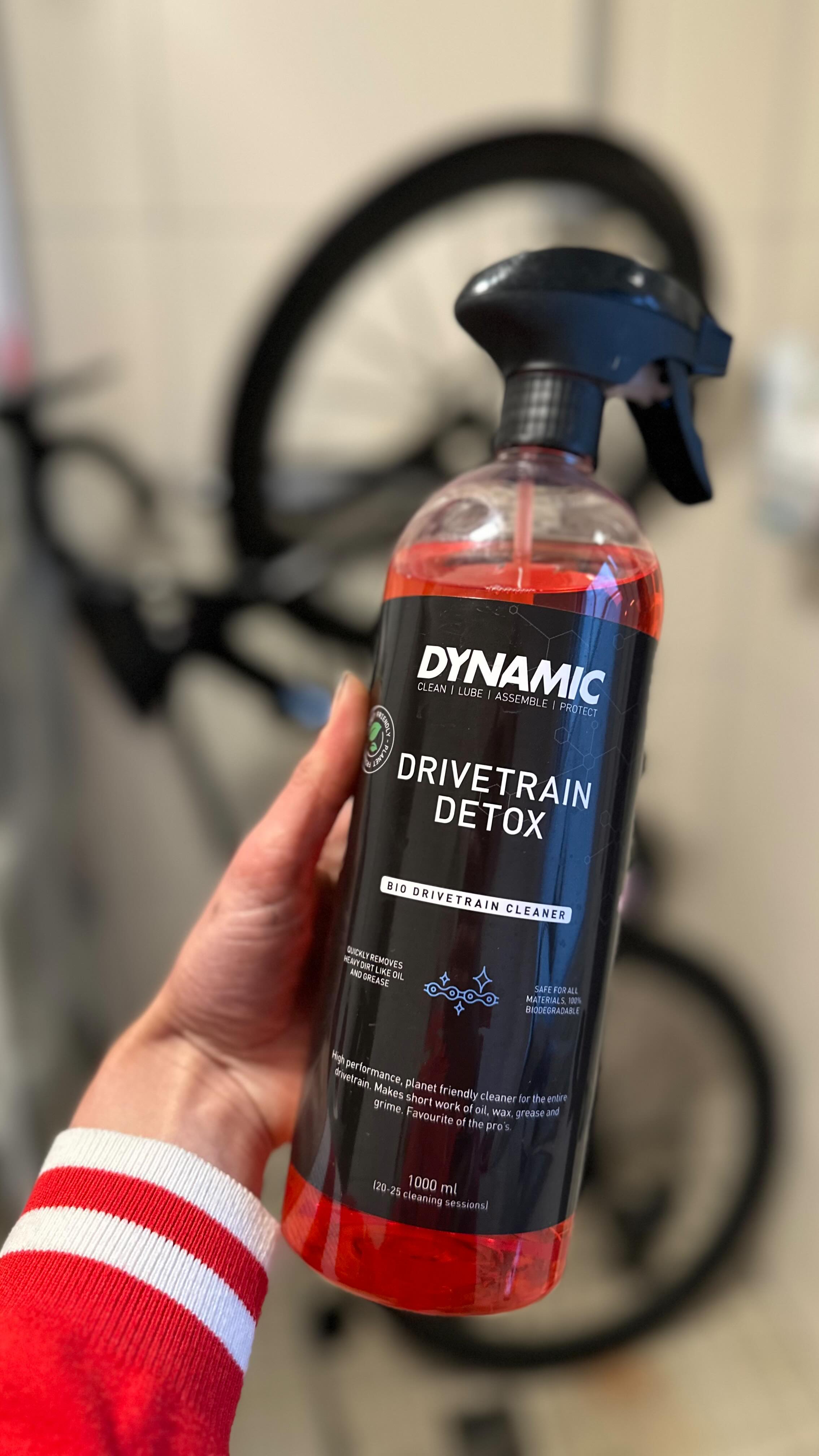 Instagram post by @lisa_the_bike_impostor for Dynamic Bike Care. Caption reads: Happy bike, happy me 🧼

What could be better than....