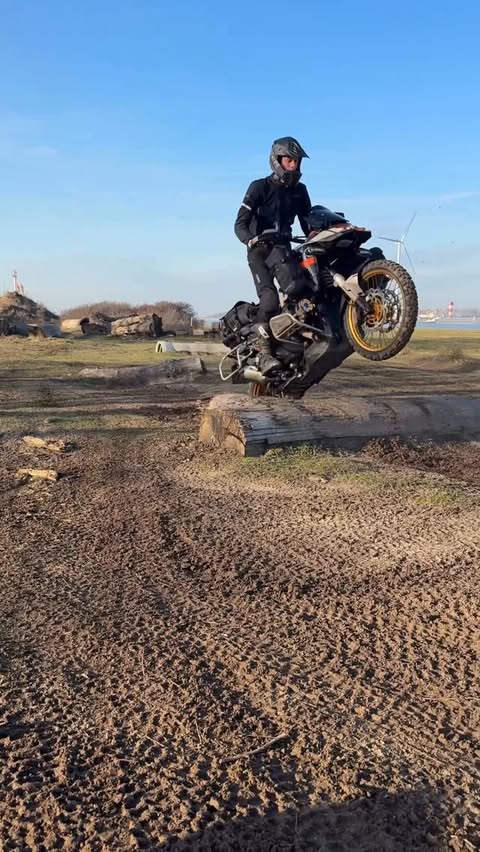 Instagram post by @remy_gsa_rally for Xlmoto. Caption reads: [...] . #adventurerider #ridingskills #trails....