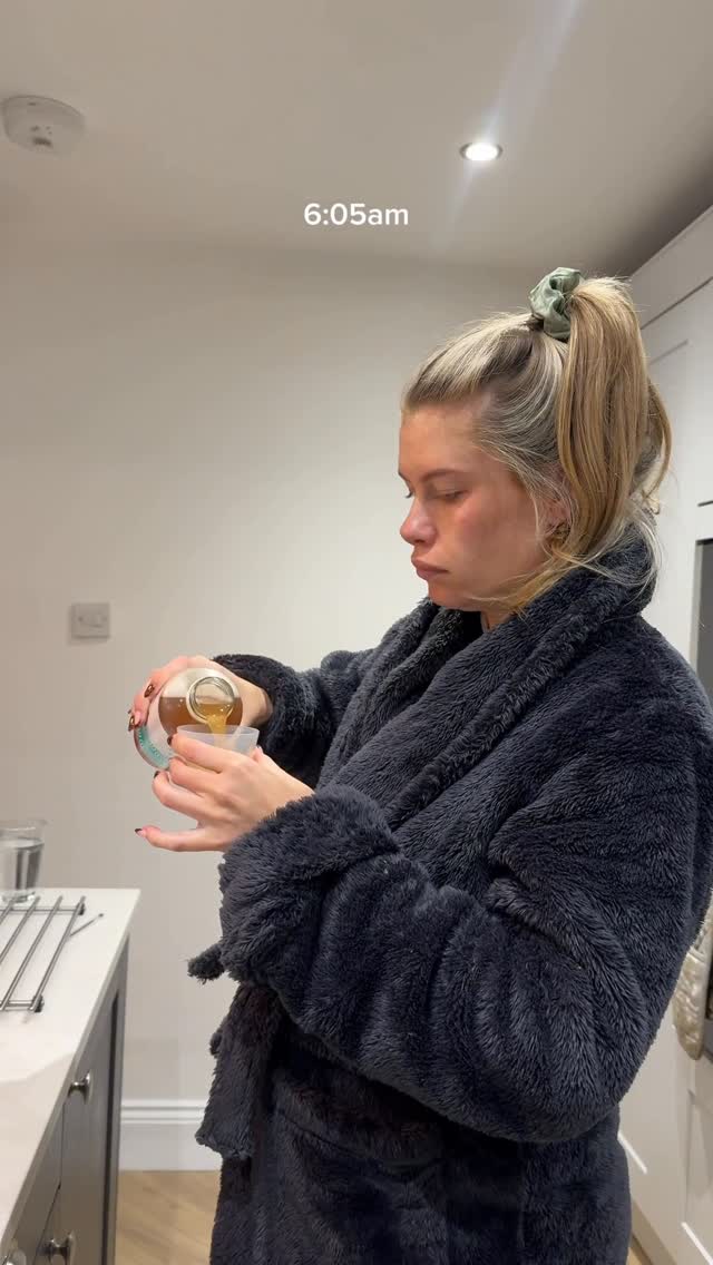 Instagram post by @victorianiamh for Symprove. Caption reads: I thought that by 31 weeks pregnant, I’d be....