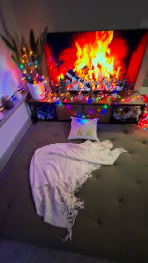 Instagram post by @ugc.byperlua for ZONLIHOME. Caption reads: This floor mattress completely transformed my cozy....