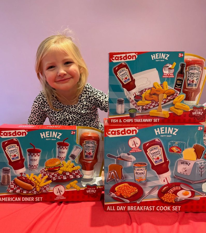 Instagram post by @craigfamilyblog for Casdon. Caption reads: [...] been sent the new Heinz release from....