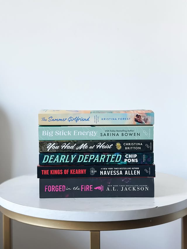 Instagram post by @carolyn.reads.books for BookSparks. Caption reads: [...] & PR for the gifted copies! #partner....