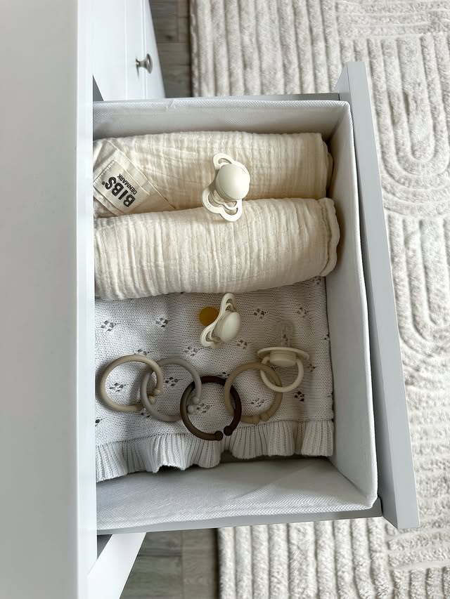 Instagram post by @pa_trishwi for BIBS. Caption reads: Ad| The wonderful @bibs_uk_ gift set 🤍 I have....