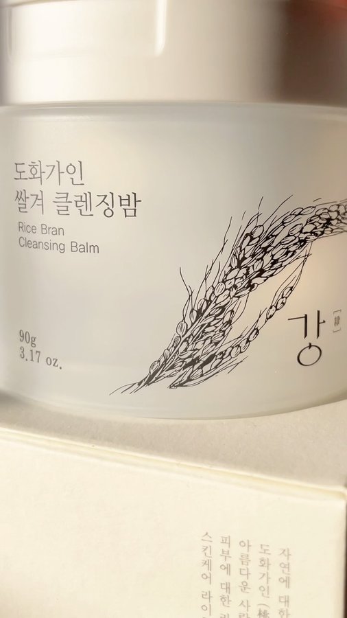 Instagram post by @denitsab3auty for Coreelle. Caption reads: All you need is rice 🌾 Double Cleansing Duo It’s....