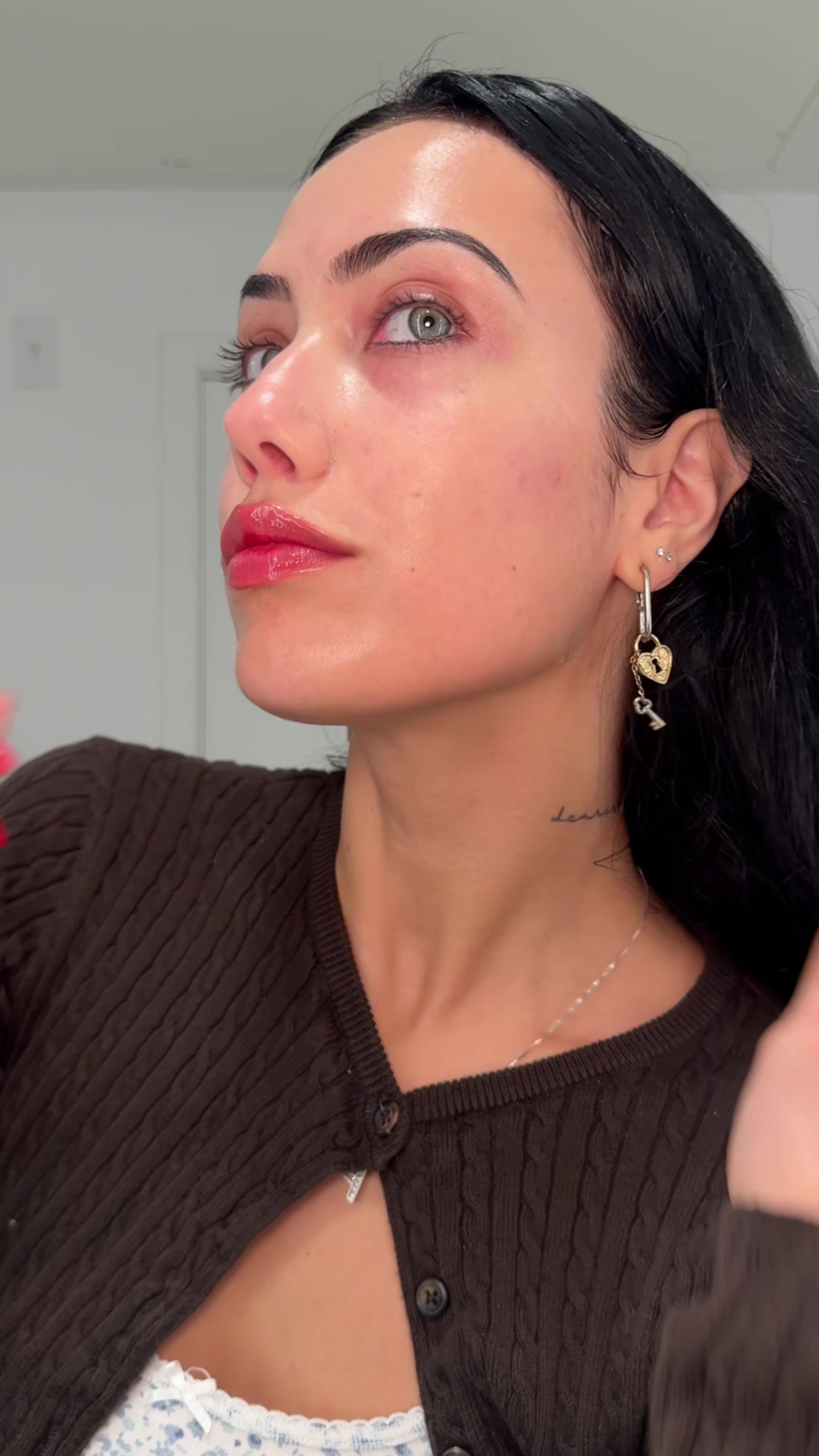 TikTok post by @arriiiixo for Pacifica Beauty. Caption reads: [...] goes from dry to glowy with @pacificabeauty....