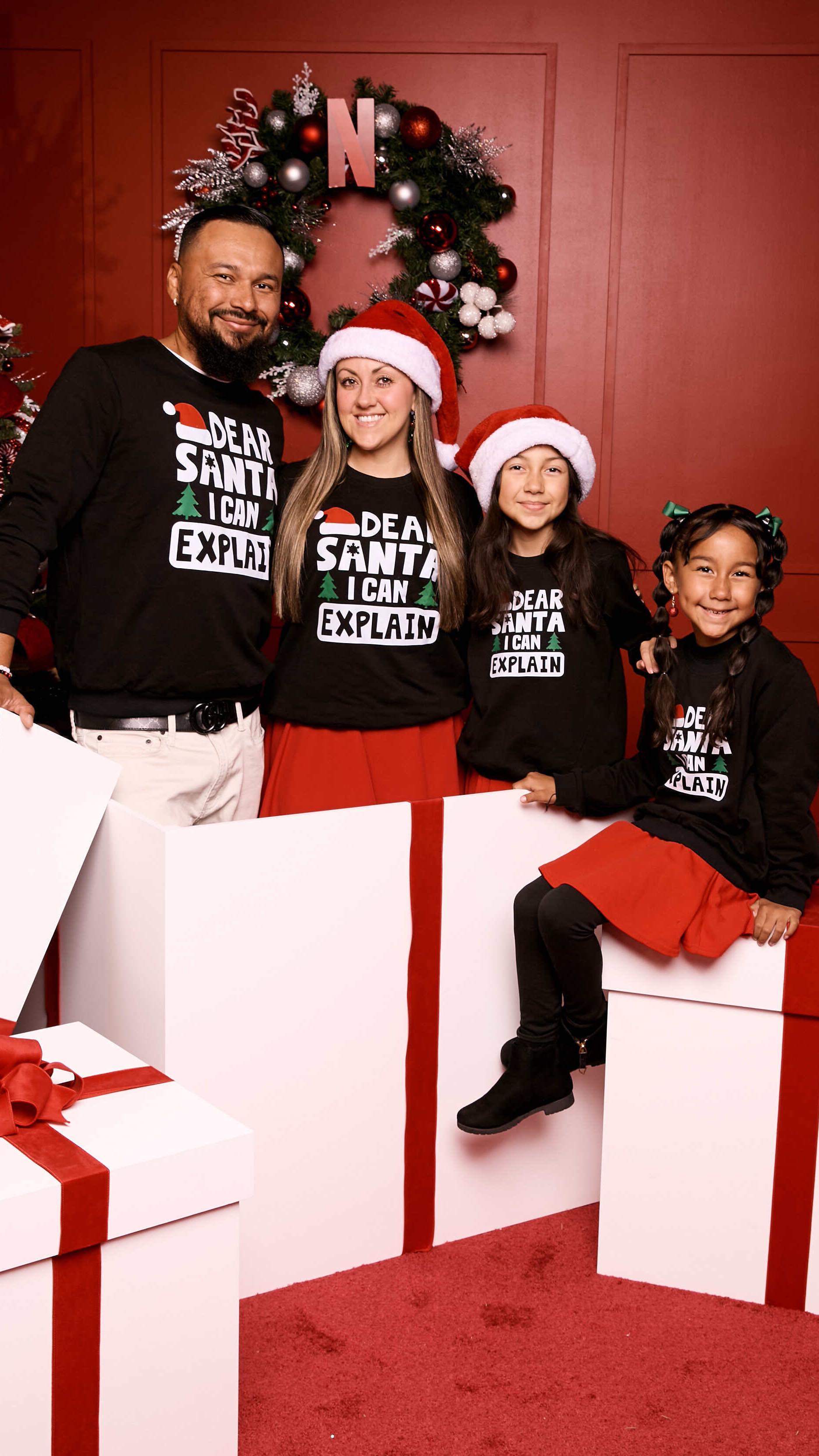 Instagram post by @lizzyandfamily for Netflix Family. Caption reads: When @NetflixFamily makes all your holiday dreams....