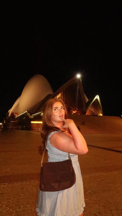 Instagram post by @alexalouisewilliams for Airalo. Caption reads: [...] was staying connected. I’ve been using....