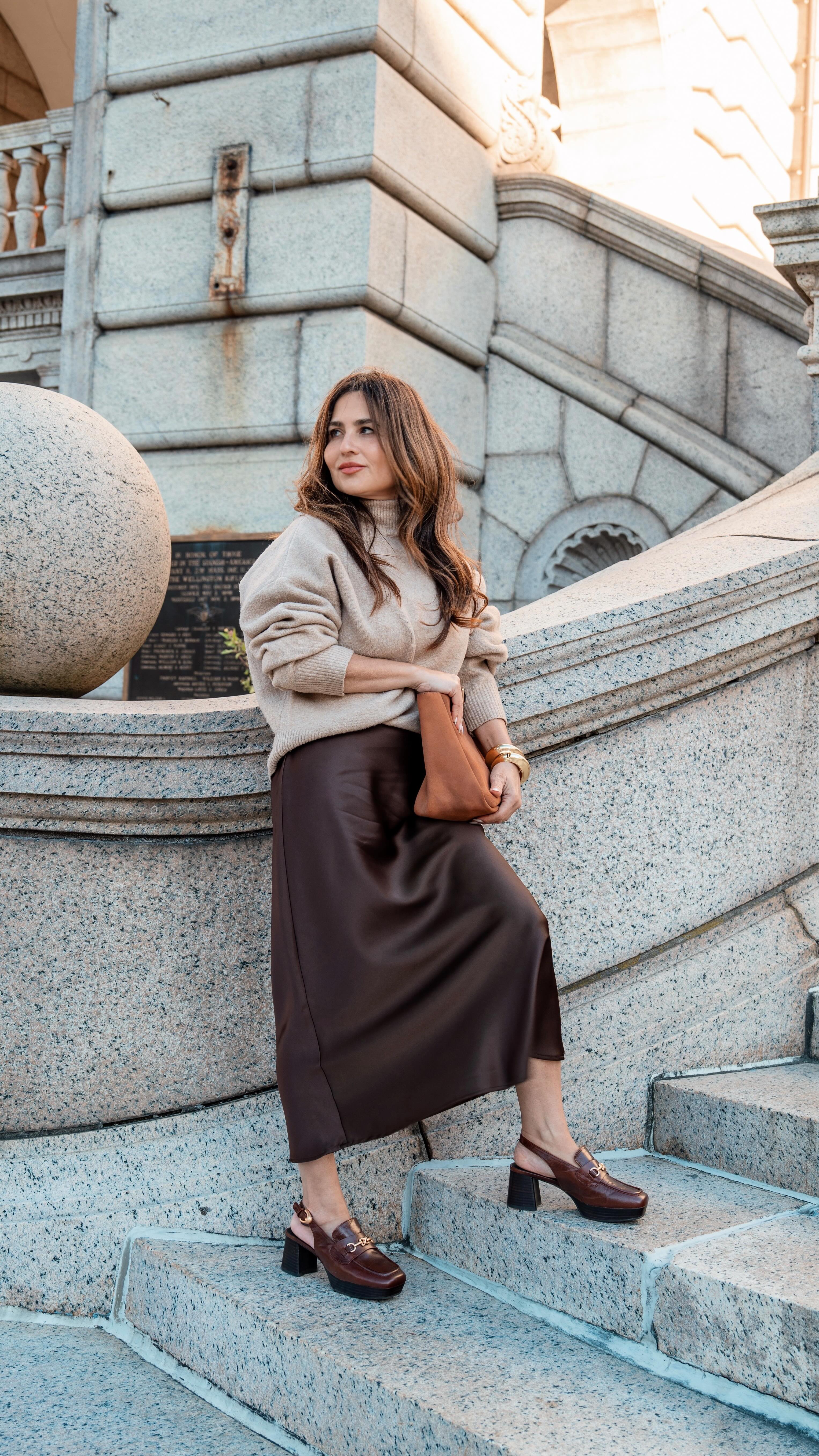 Instagram post by @bethgoldfarb for Aerosoles. Caption reads: I’ve been in my “comfort first, style always” era....