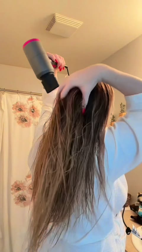 Instagram post by @skinwithhav for Culligan. Caption reads: [...] not your hair, it’s your hard water....