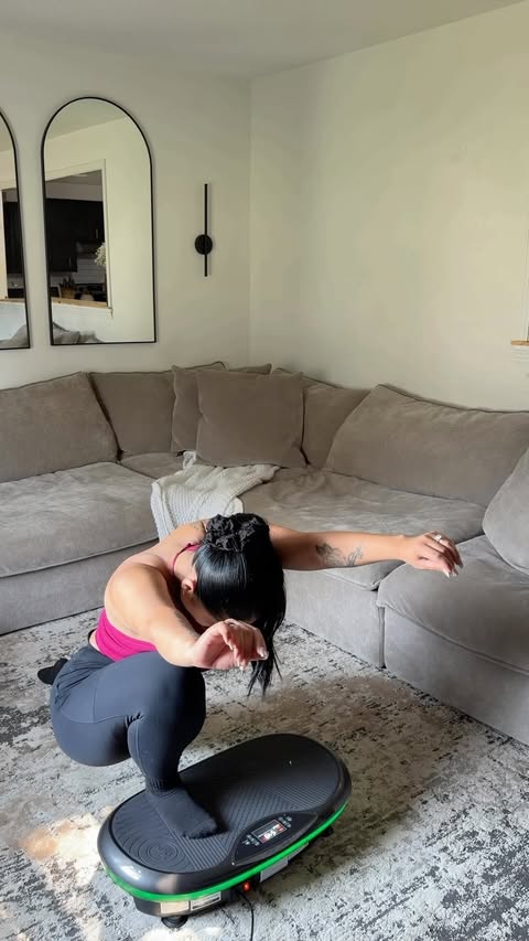 Instagram post by @keepingupwithqueenx3_ for Merach. Caption reads: [...] my living room will get any day 🙌🏻✨....