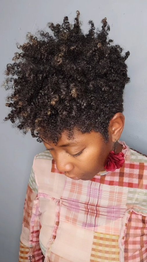 Instagram post by @haircolorkilla for OLAPLEX. Caption reads: [...] techniques. I'm grateful to @olaplex for....